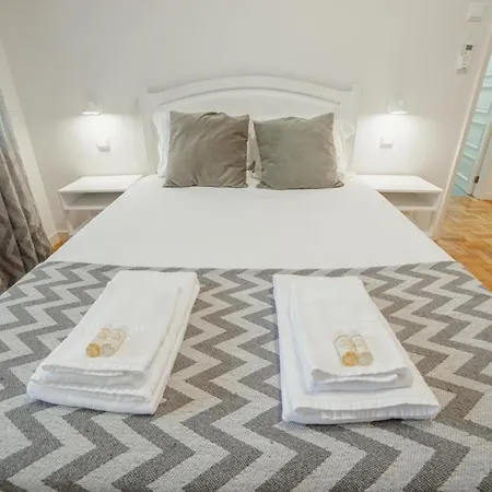 Cedofeita Flat By Hosty