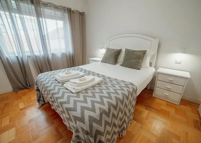 Cedofeita Flat By Hosty *