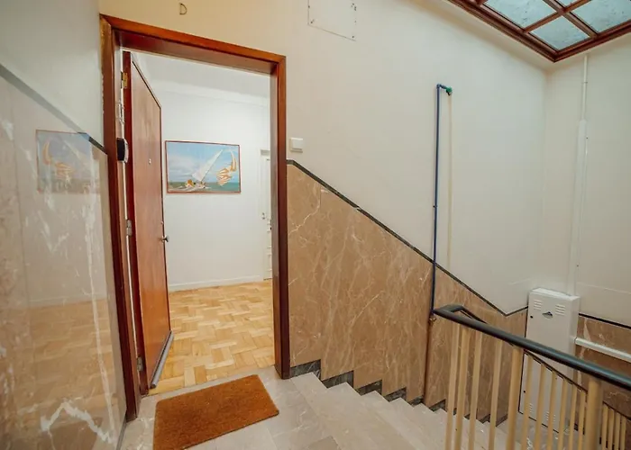 Cedofeita Flat By Hosty *